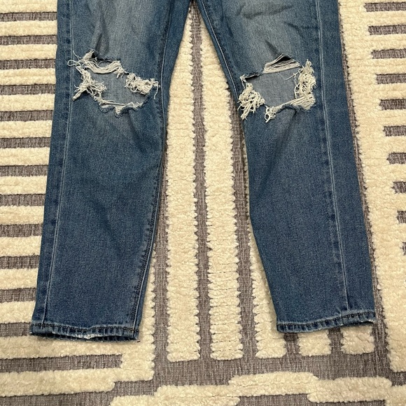 American Eagle‎ distressed mom jeans - Picture 4 of 10